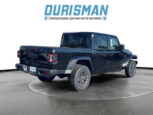 New 2026 Jeep Gladiator Sport image 6