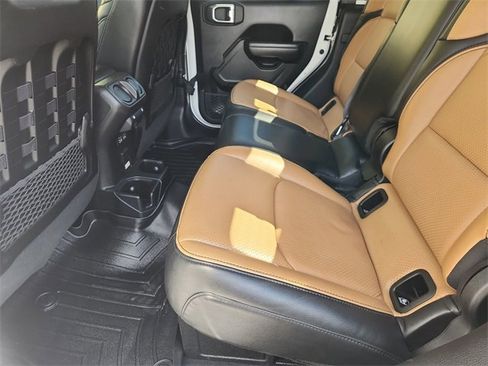 Used 2021 Jeep Gladiator Mojave image 23