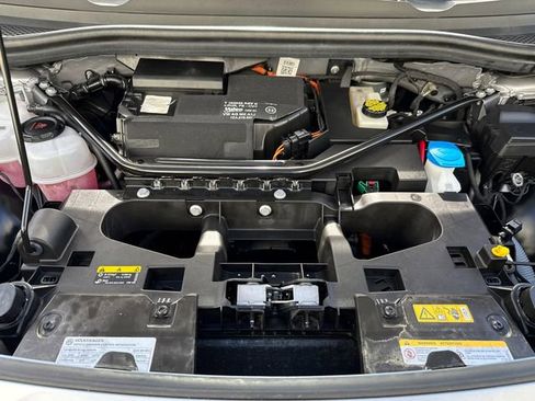 Certified 2023 Volkswagen ID.4 Pro image 15