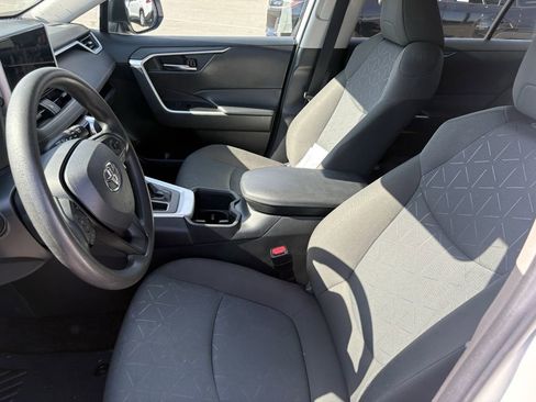 Used 2023 Toyota RAV4 XLE image 8