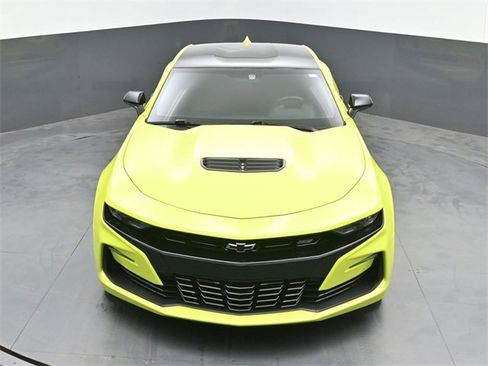 Used 2021 Chevrolet Camaro SS image 14