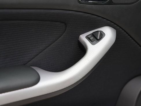 Used 2005 BMW M3 Coupe RWD image 59