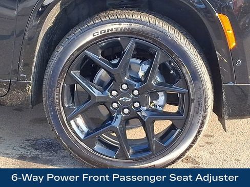 Used 2026 Chevrolet Traverse RS image 11