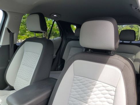 Used 2019 Chevrolet Equinox LT FWD image 7