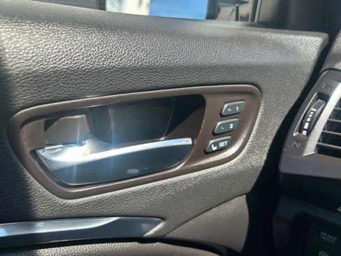 Used 2019 Acura MDX FWD image 18