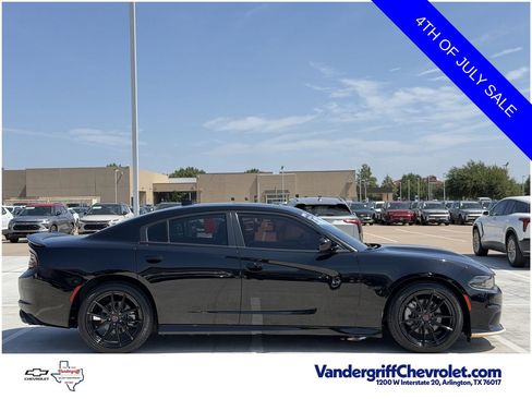 Used 2023 Dodge Charger R/T w/ Blacktop Package RWD image 3