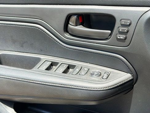 Used 2023 Honda Odyssey Sport image 17