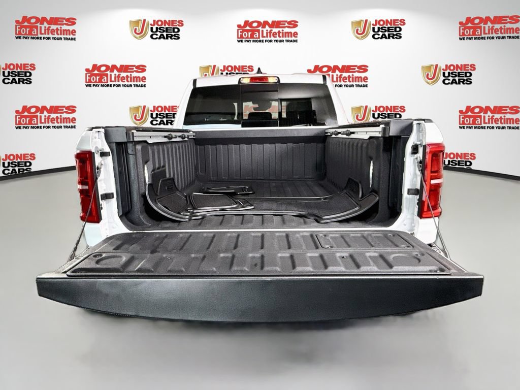 Used 2025 RAM 1500 Limited AWD/4WD image 18