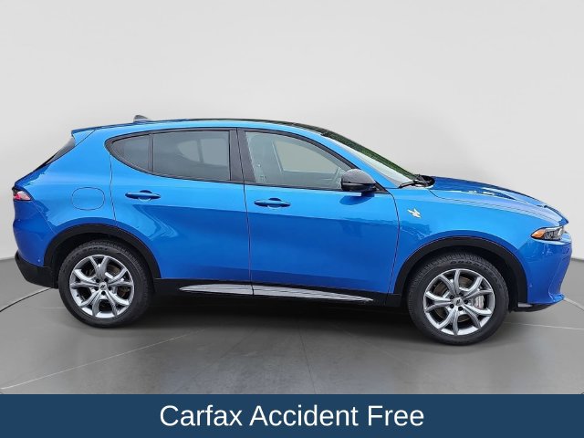Used 2025 Dodge Hornet R/T w/ R/T Plus Package AWD/4WD image 2