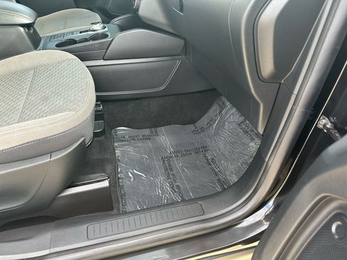 Used 2022 Ford Escape SE image 19