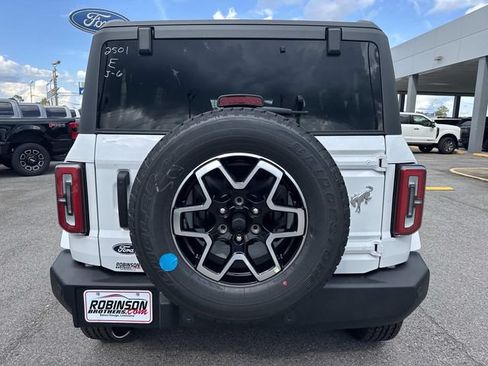 New 2026 Ford Bronco Outer Banks AWD/4WD image 6