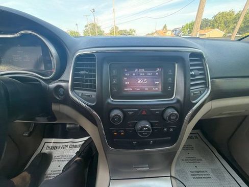 Used 2014 Jeep Grand Cherokee Laredo w/ Quick Order Package 23E AWD/4WD image 24