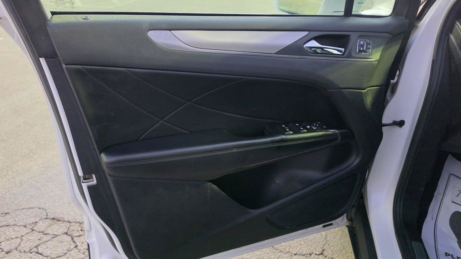 Used 2016 Lincoln MKC Premiere FWD image 22