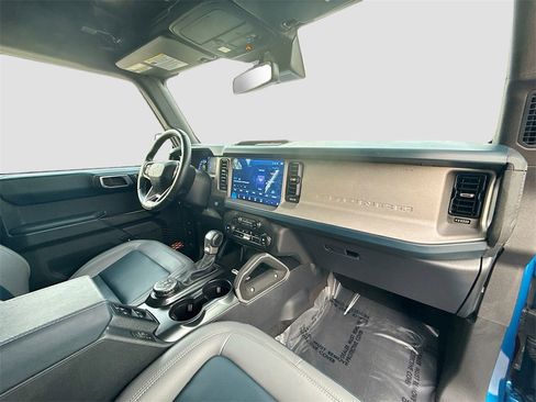 Used 2024 Ford Bronco Outer Banks image 28