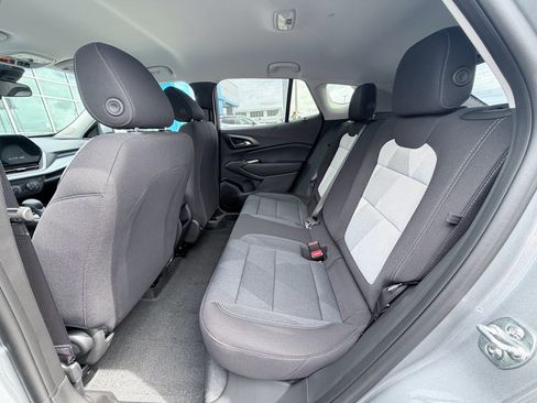 New 2026 Chevrolet Trax LS w/ LS Convenience Package FWD image 25