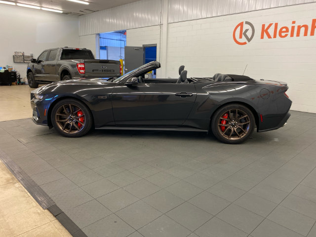 Used 2024 Ford Mustang GT Premium RWD image 9