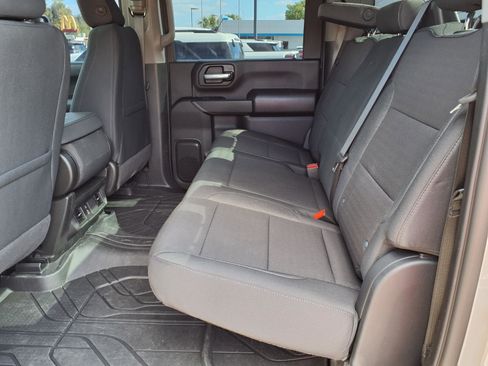 Used 2025 Chevrolet Silverado 2500 Custom w/ Custom Convenience Package AWD/4WD image 15