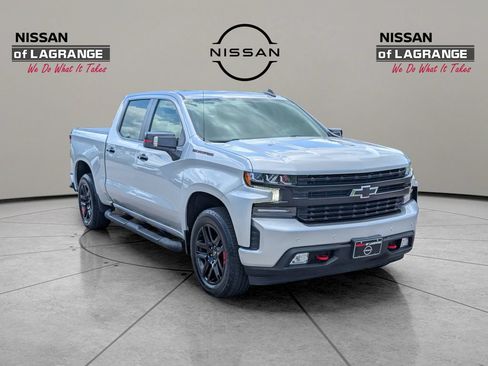 Used 2022 Chevrolet Silverado 1500 RST w/ Redline Edition AWD/4WD image 3