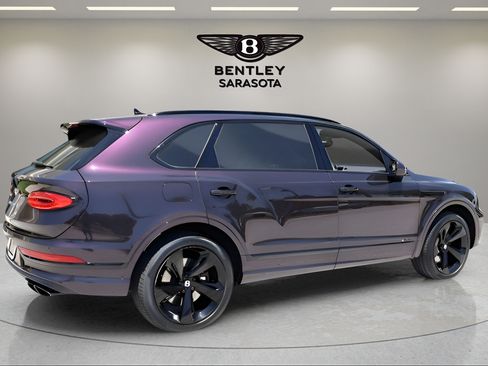 Used 2023 Bentley Bentayga Extended Wheelbase AWD/4WD image 9