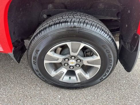 Used 2018 Chevrolet Colorado Z71 image 13