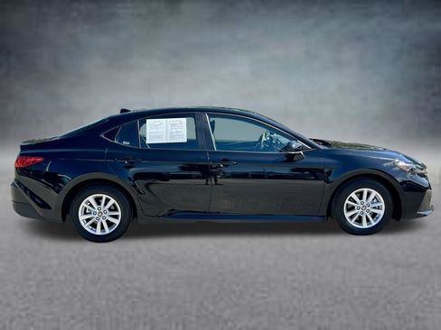 Used 2025 Toyota Camry LE FWD image 4