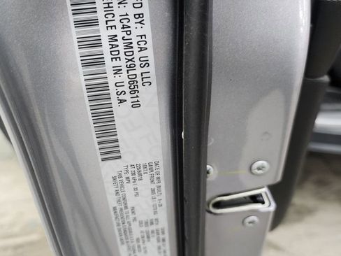 Used 2020 Jeep Cherokee Limited w/ Advanced Safety Group image 44