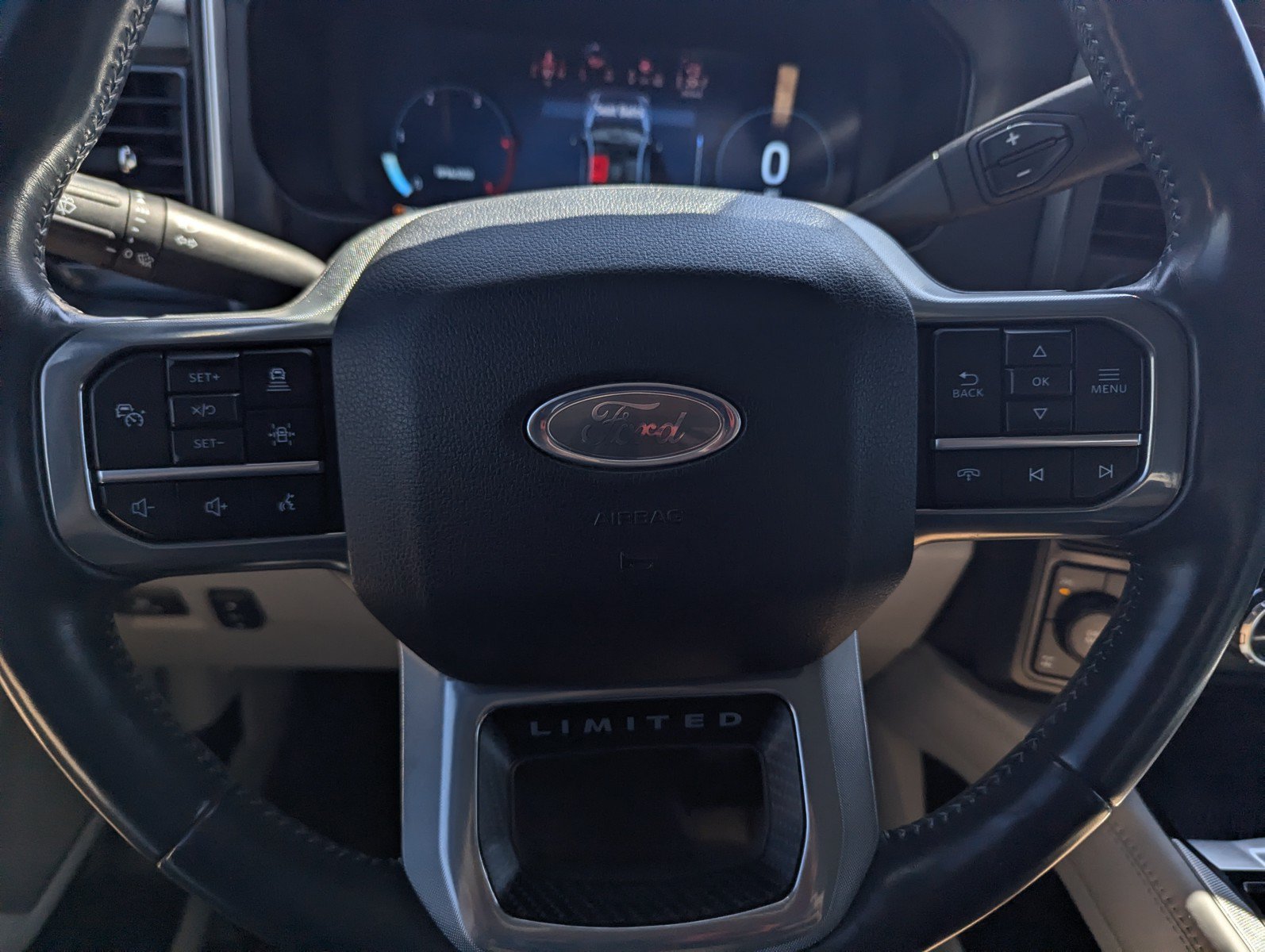 Used 2024 Ford F250 Limited AWD/4WD image 13
