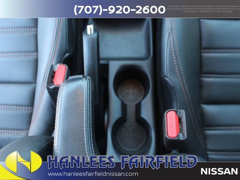 Used 2020 Nissan Kicks SR w/ SR Premium Package FWD image 17