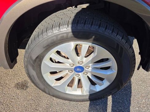 Used 2016 Ford F150 Lariat w/ Equipment Group 501A Mid image 15