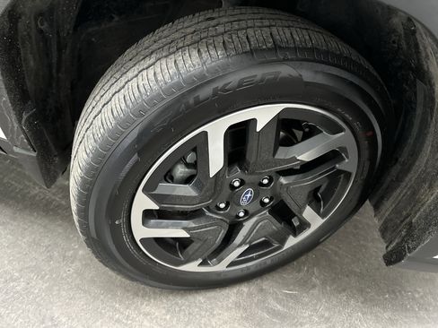 Used 2025 Subaru Forester Limited w/ Popular Package #2 image 11