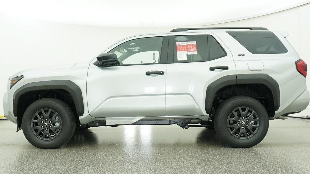 New 2026 Toyota 4Runner SR5 AWD/4WD image 2