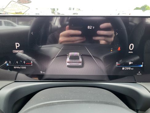 New 2026 Nissan Sentra SV w/ SV Convenience Package FWD image 11