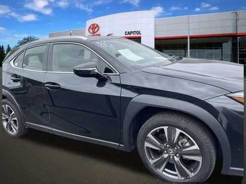 Used 2024 Lexus UX 250h FWD image 33
