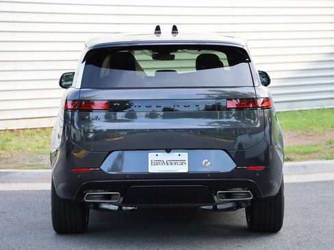 New 2026 Land Rover Range Rover Sport Dynamic SE AWD/4WD image 6