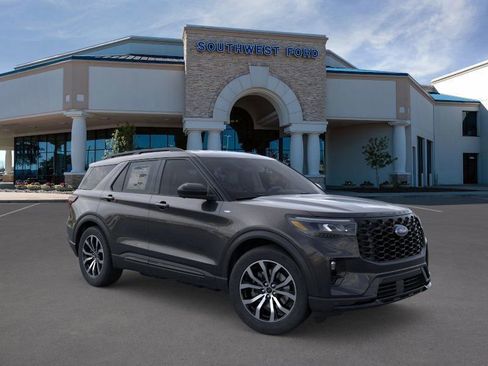 New 2026 Ford Explorer ST-Line image 7