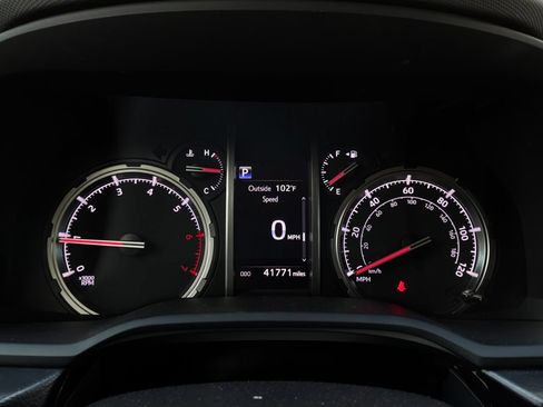 Used 2023 Toyota 4Runner TRD Off-Road AWD/4WD image 41