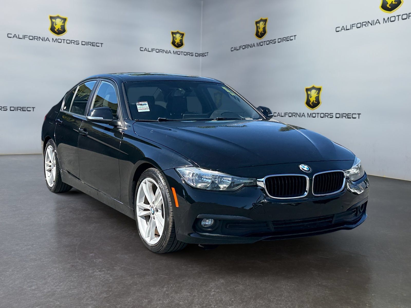 Used 2016 BMW 320i Sedan RWD image 7