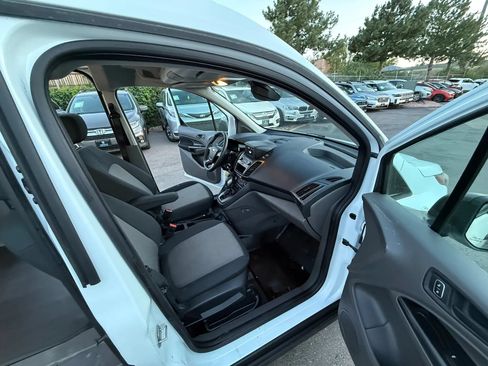 Used 2020 Ford Transit Connect XL FWD image 13