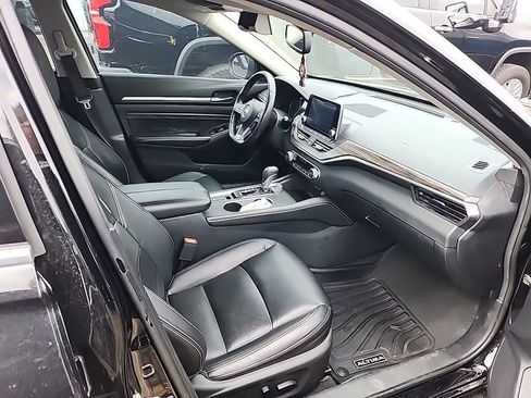 Used 2019 Nissan Altima 2.5 Platinum image 10