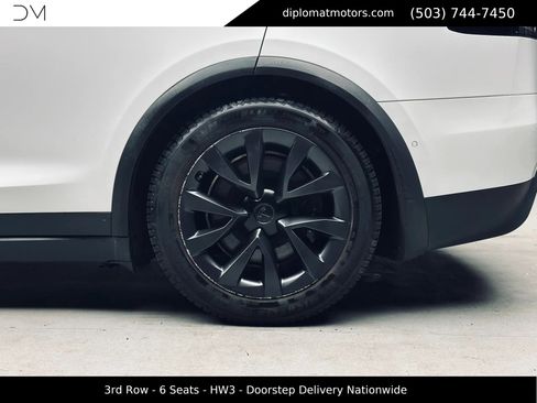 Used 2023 Tesla Model X AWD/4WD image 35