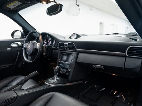 Used 2012 Porsche 911 Carrera 4S image 24