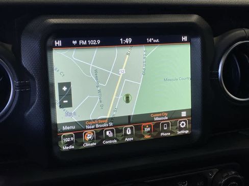 Used 2021 Jeep Wrangler Sahara w/ Safety Group image 20