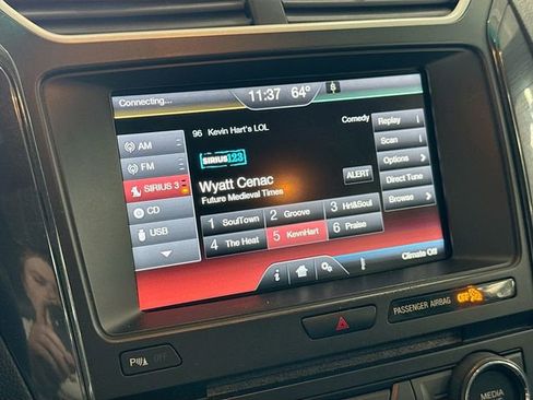 Used 2016 Ford Explorer XLT w/ Equipment Group 202A FWD image 13