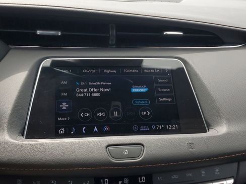 Used 2020 Cadillac XT4 Sport w/ Cold Weather Package FWD image 25