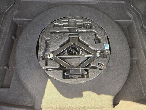 Used 2019 Kia Stinger Premium image 22