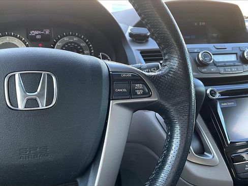 Used 2015 Honda Odyssey EX-L image 19