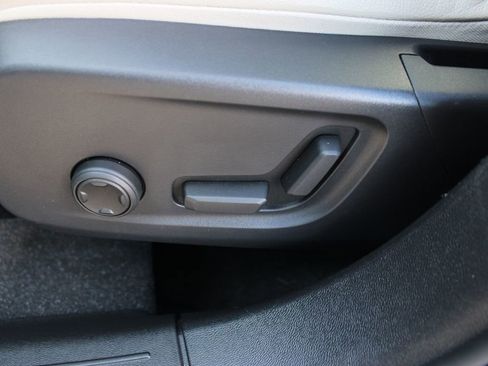 Used 2023 Volvo XC40 B4 Plus w/ Protection Package image 26