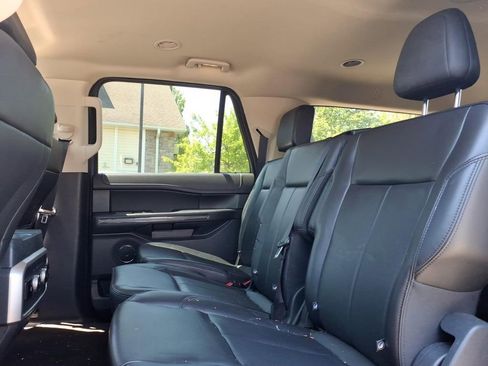 Used 2023 Ford Expedition Max XLT AWD/4WD image 11