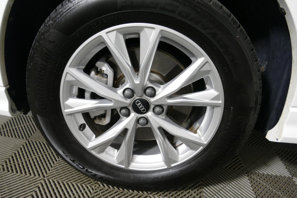 Used 2025 Audi Q3 2.0T Premium AWD/4WD image 9