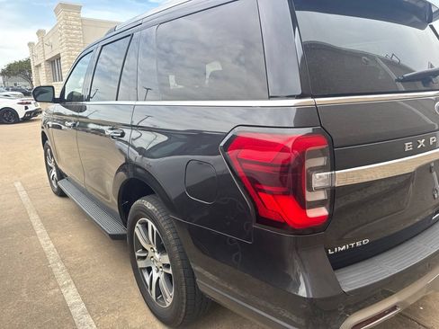 Used 2024 Ford Expedition Limited AWD/4WD image 6